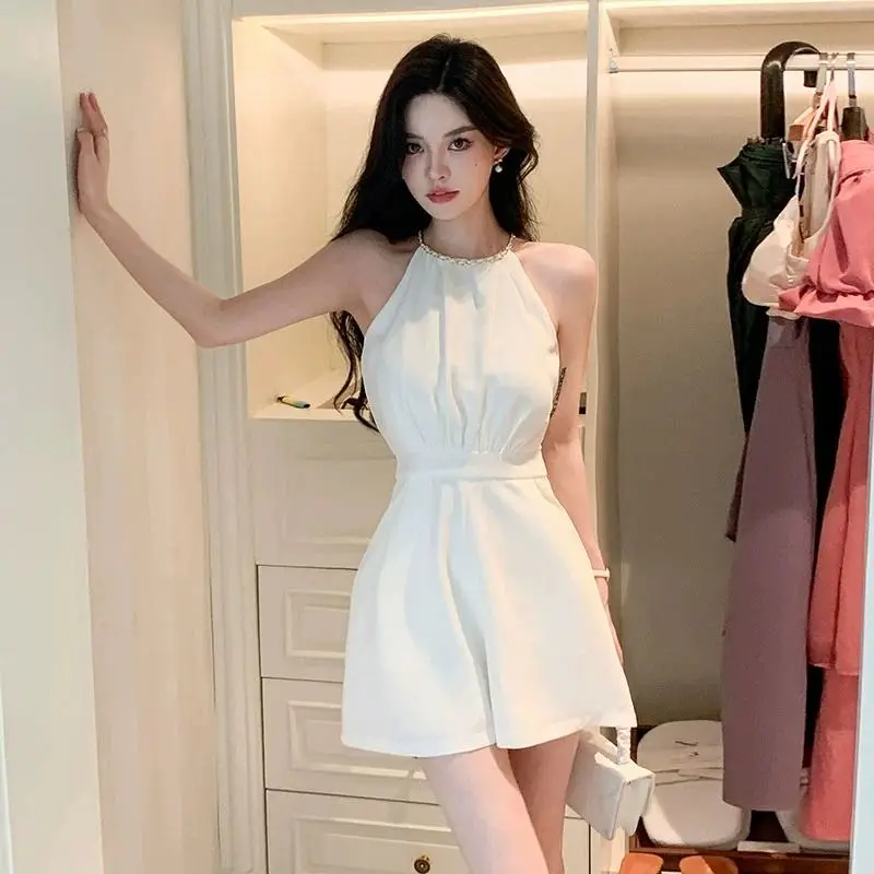 Summer Light Clothing - Cool White Woman Shorts Office Light