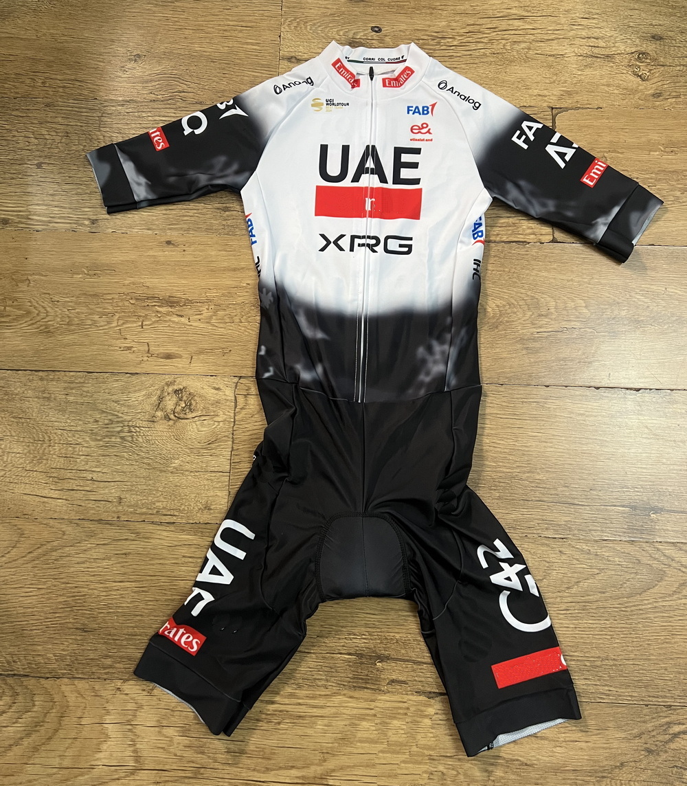 LASER CUT Skinsuit 2025 2026 U - Summer Clothing Material 评论和价格